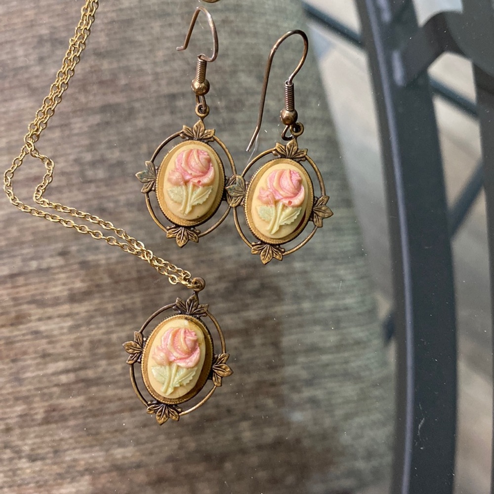 Delicate rose necklace and earrings